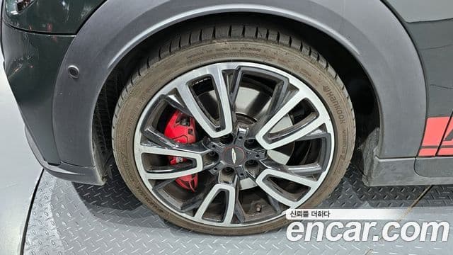 Mini Cooper S 2022 — ფოტო 5/20