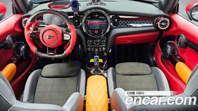 Mini Cooper S 2022 — ფოტო 7/20