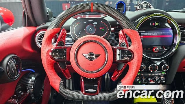 Mini Cooper S 2022 — ფოტო 13/20