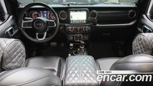 Jeep Wrangler 2022 — фото 7 из 20