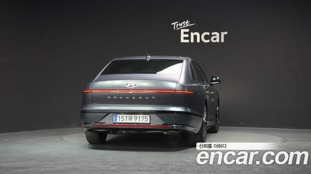 Hyundai Grandeur 2023 — ფოტო 3/20