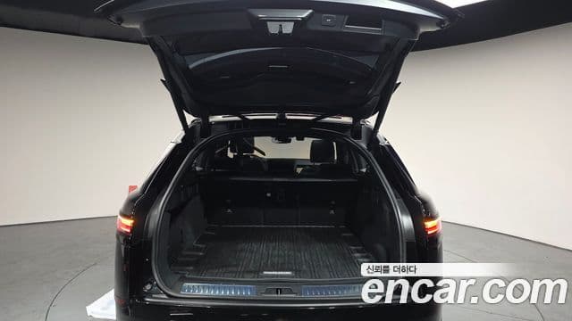 Land Rover Range Rover Velar 2024 — ფოტო 20/20