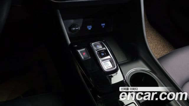 Hyundai Sonata 2021 — ფოტო 9/20