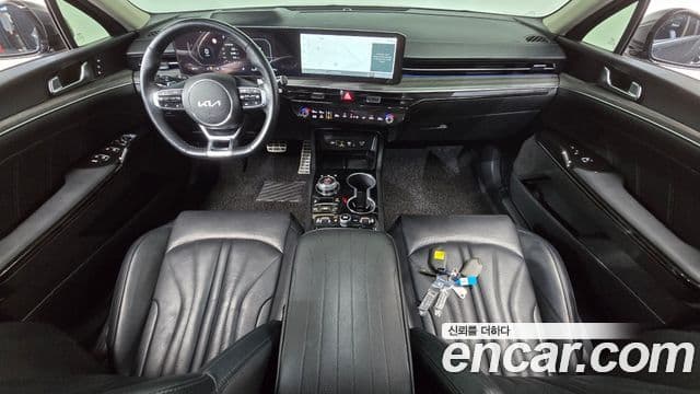 Kia K5 2023 — Şəkil 7/20