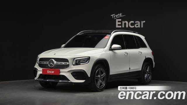 Mercedes-Benz GLB-Class 2021 — Фото 1/20