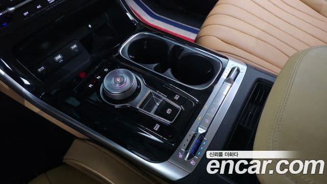 Kia Carnival 2023 — Photo 3/20