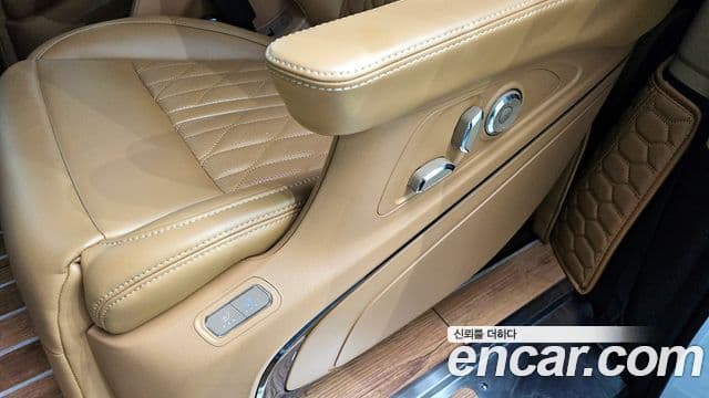 Kia Carnival 2023 — Photo 10/20