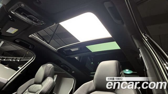 Audi Q7 2022 — фото 18 из 20