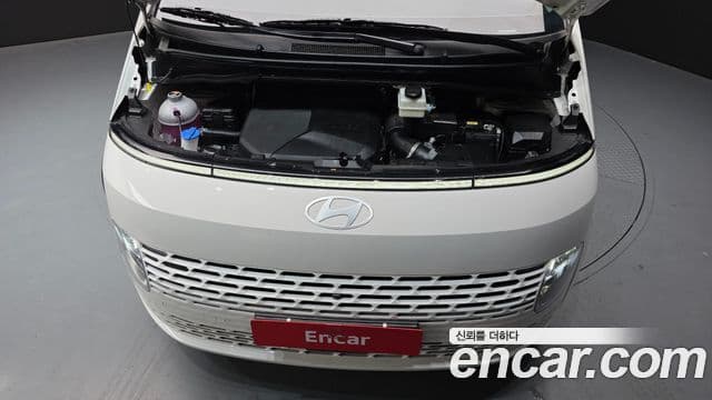 Hyundai Staria 2025 — ფოტო 6/20