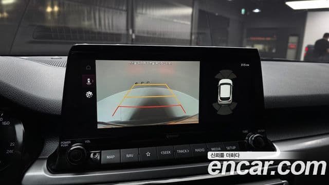 Kia Seltos 2020 — ფოტო 15/20