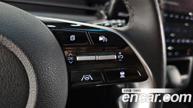 Hyundai Staria 2023 — ფოტო 17/20