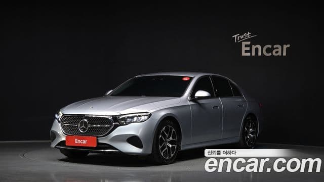 Mercedes-Benz E-Class 2024 — Şəkil 1/20