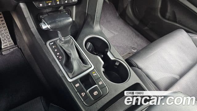 Kia Sportage The Bold 2019 — Şəkil 12/20