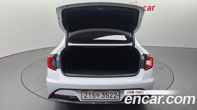 Hyundai Sonata 2019 — фото 20 из 20