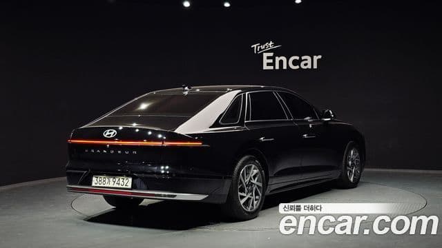 Hyundai Grandeur 2023 — Şəkil 2/20
