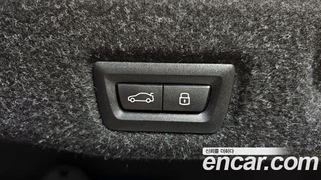 BMW 5 Series 2025 — Photo 20/20
