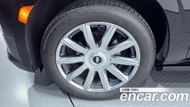 Cadillac Escalade 2022 — Photo 2/20