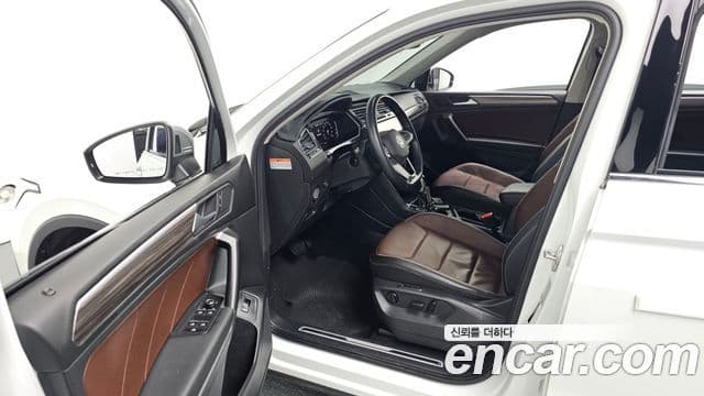 Volkswagen Tiguan Allspace 2023 — Şəkil 10/20