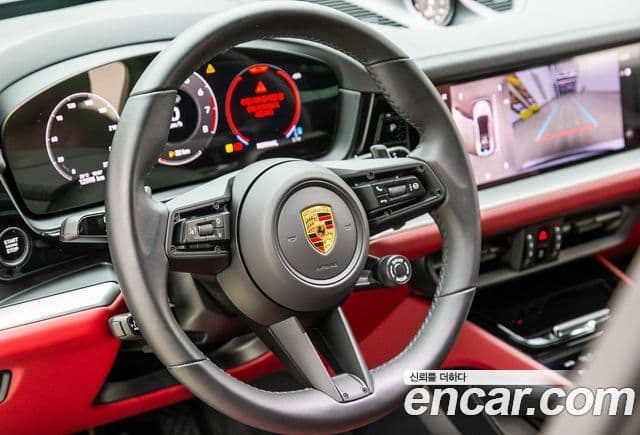 Porsche Cayenne 2024 — Photo 17/20
