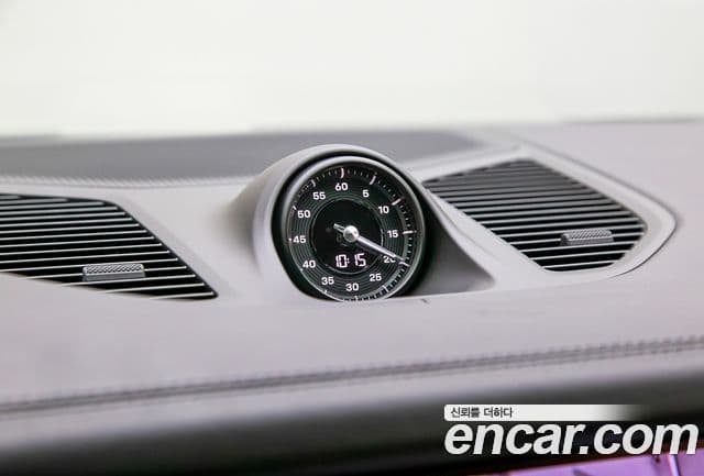 Porsche Cayenne 2024 — Photo 20/20