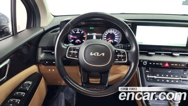 Kia Carnival 2021 — Фото 13/20