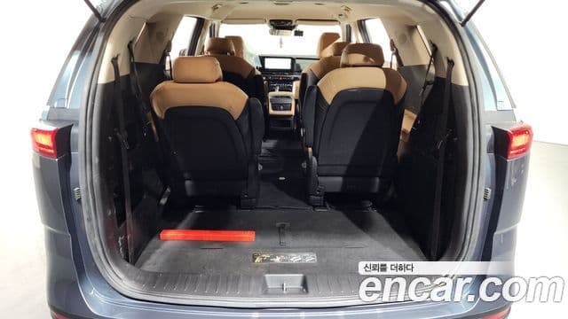 Kia Carnival 2021 — Фото 20/20