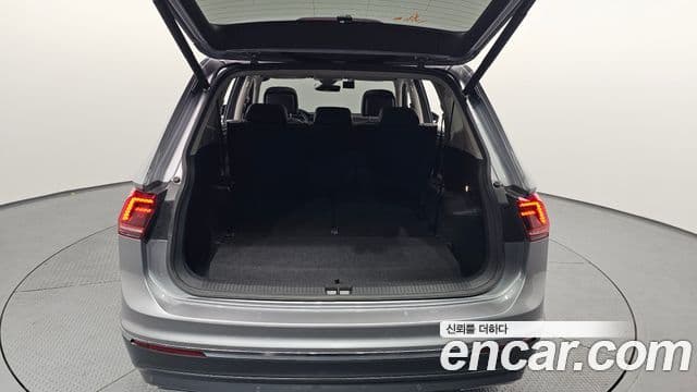 Volkswagen Tiguan Allspace 2020 — фото 20 из 20
