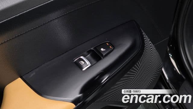 Kia K5 2021 — фото 18 из 20