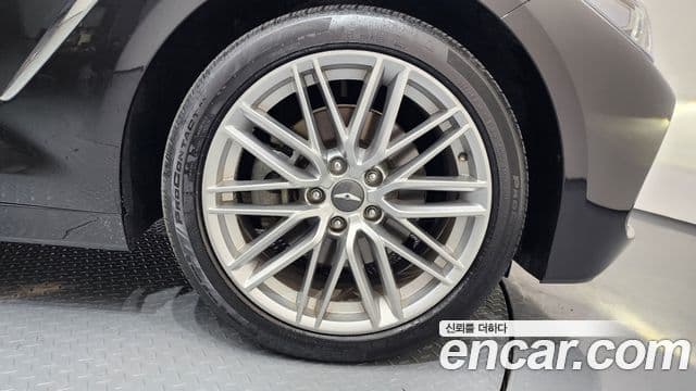 Genesis G70 2019 — Photo 4/20