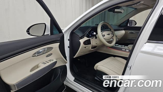 Genesis GV70 2024 — фото 10 из 20