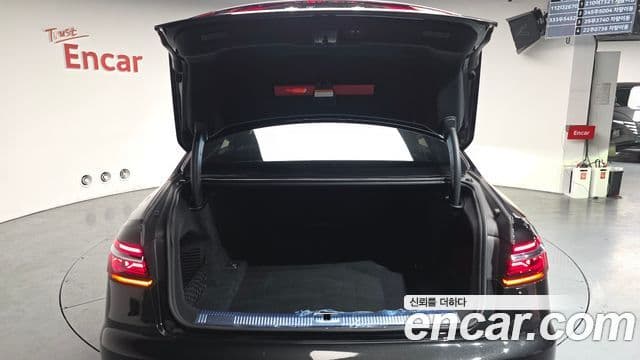 Audi A8 2023 — фото 20 из 20