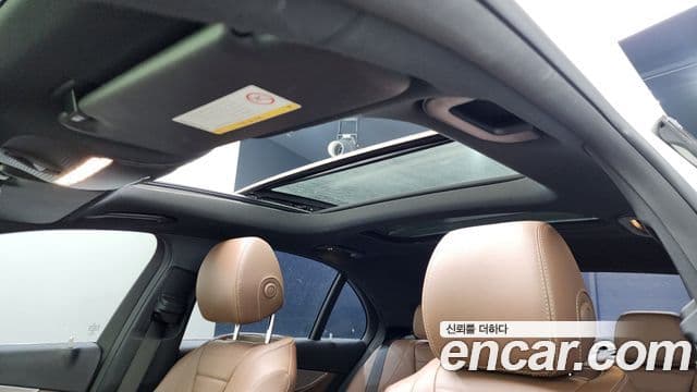 Mercedes-Benz E-Class 2019 — Şəkil 9/20