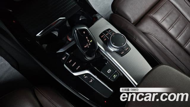 BMW X3 2018 — Şəkil 9/20
