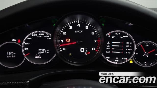 Porsche Panamera 2020 — Photo 5/20