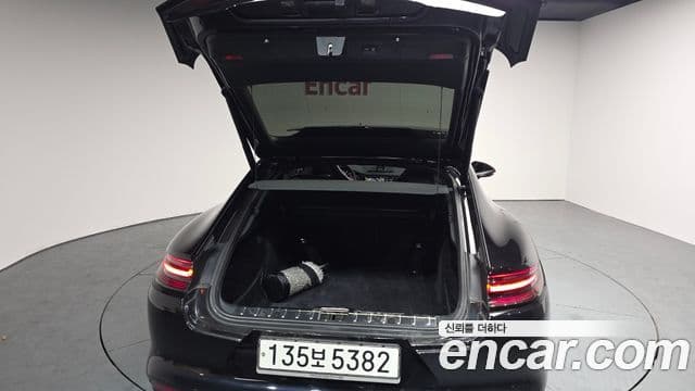 Porsche Panamera 2020 — Photo 3/20