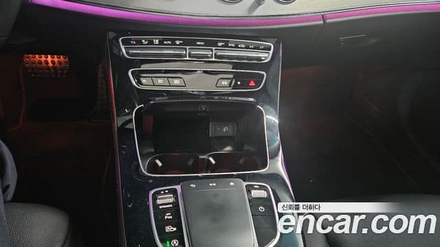 Mercedes-Benz E-Class 2020 — Şəkil 13/20