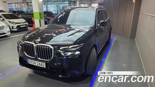 BMW X7 2023 — ფოტო 1/20