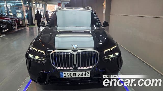 BMW X7 2023 — ფოტო 2/20