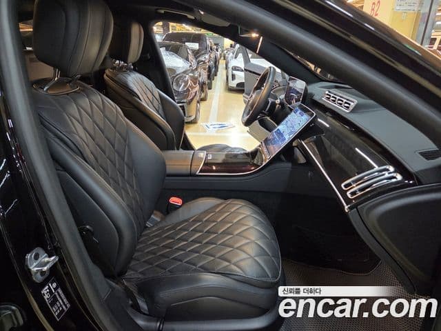 Mercedes-Benz S-Class 2022 — ფოტო 13/20