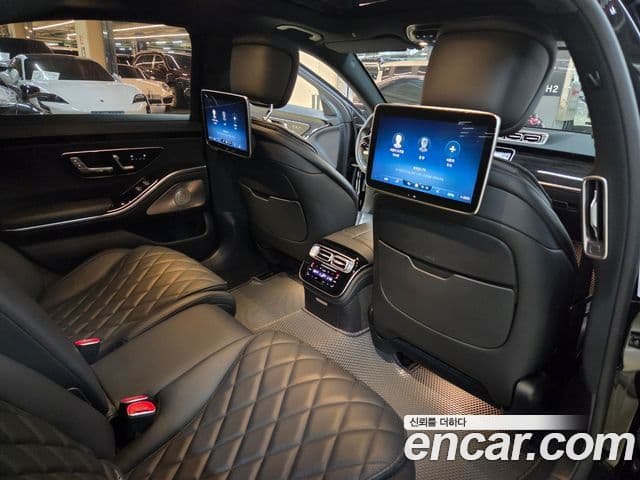 Mercedes-Benz S-Class 2022 — ფოტო 16/20