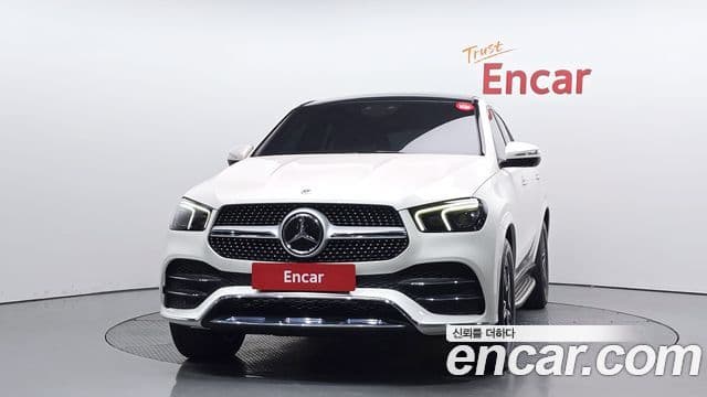 Mercedes-Benz GLE-Class 2021 — ფოტო 2/20