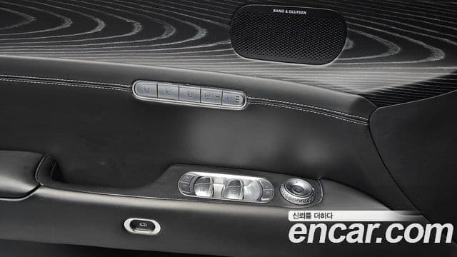 Genesis G90 2022 — Şəkil 12/20