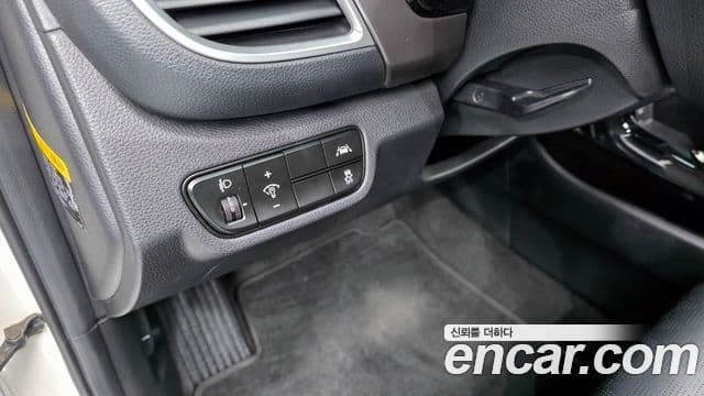 Kia Seltos 2019 — фото 16 из 20