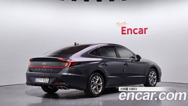 Hyundai Sonata Hybrid 2021 — ფოტო 13/20