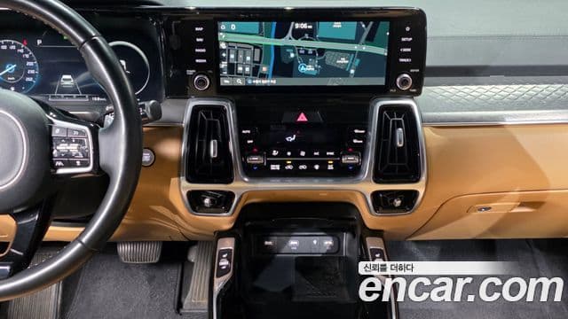 Kia Sorento 2021 — Фото 14/20