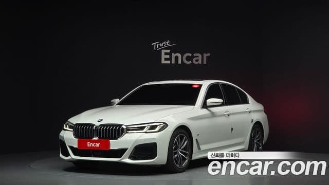 BMW 5 Series 2020 — ფოტო 1/20