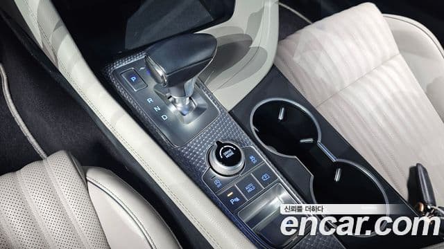 Genesis G70 2021 — ფოტო 9/20