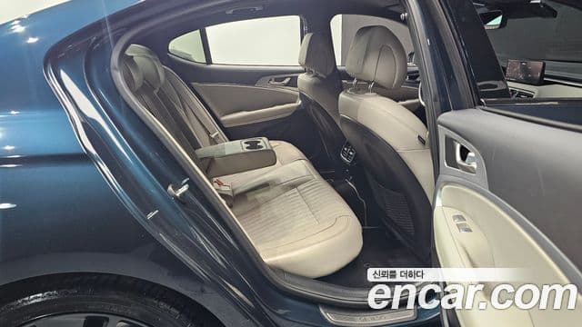 Genesis G70 2021 — ფოტო 12/20