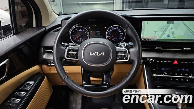 Kia Carnival 2023 — Şəkil 13/20