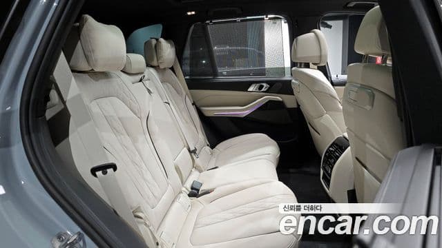 BMW X5 2025 — фото 12 из 20